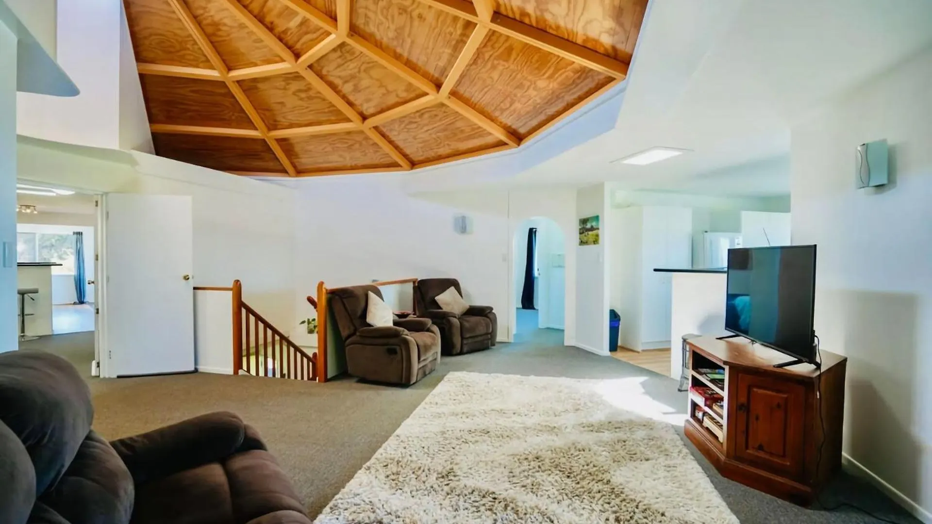 Serene Mountainview Retreat Tamborine Mountain 度假居